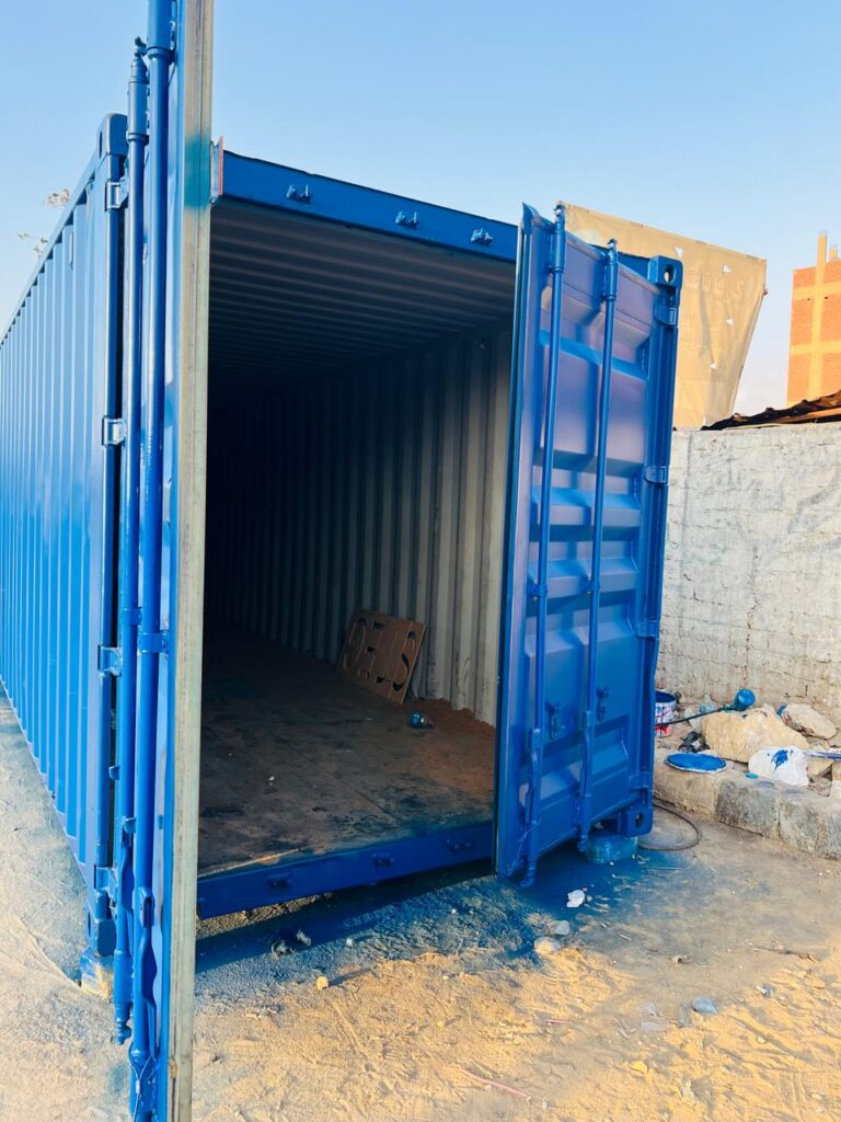 حاويات للبيع للمشاريع التجارية الكبرى