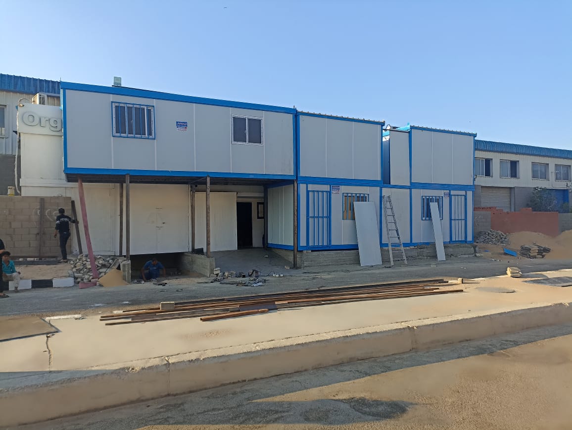 تصنيع وحدات مساكن وحمامات