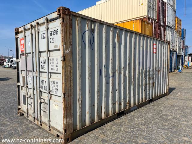 حاويات للبيع جديدة ومستعملة نظيفة